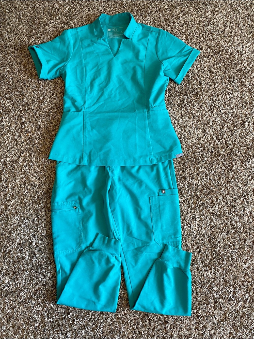 FIGS scrubs set oasis Uman jogger size small inala scrub top